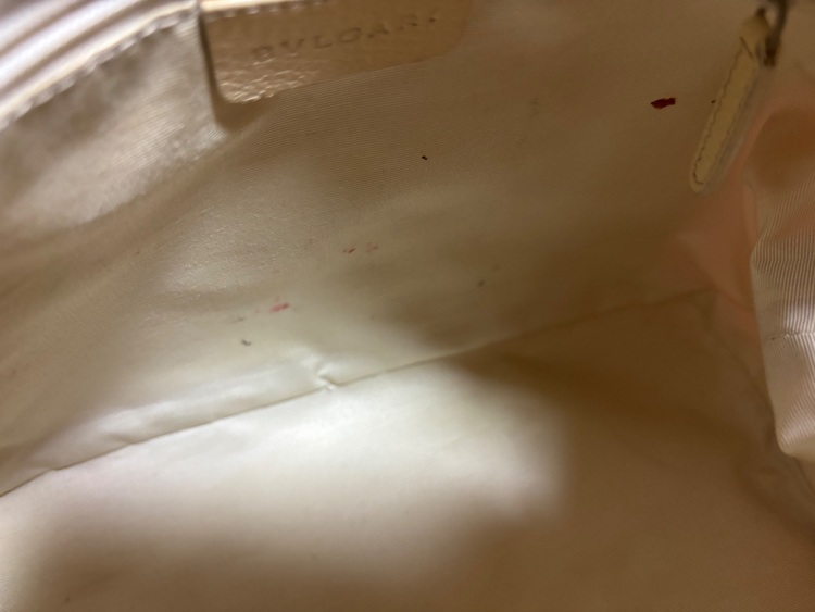 ハンドバッグ（ブランドバッグ）の商品画像 - 査定依頼日：2025年6月15日 - 最高査定価格：6,000円