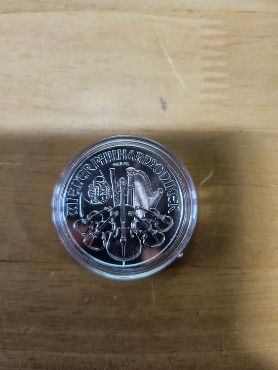 ウィーンハーモニー銀貨1オンス（金・貴金属）の商品画像 - 査定依頼日：2026年9月25日 - 最高査定価格：100,000円