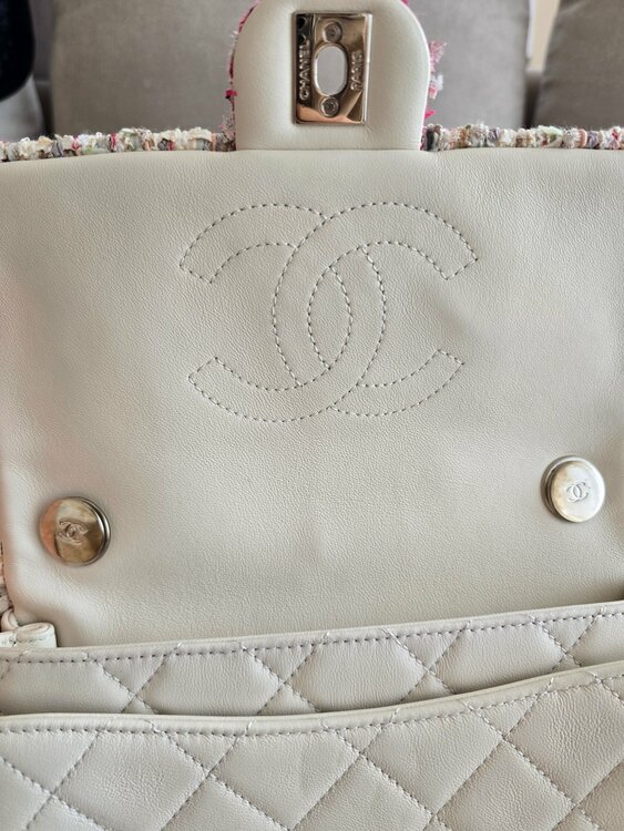 マトラッセ（ブランドバッグ）の商品画像 - 査定依頼日：2026年3月12日 - 最高査定価格：225,000円