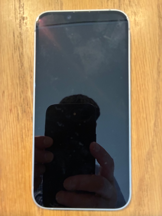 iPhone 16e 128GB Softbank（スマホ）の商品画像 - 査定依頼日：2026年2月18日 - 最高査定価格：59,000円