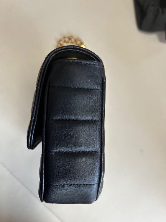 セリーヌ  （ブランドバッグ）の商品画像 - 査定依頼日：2026年3月1日 - 最高査定価格：220,000円