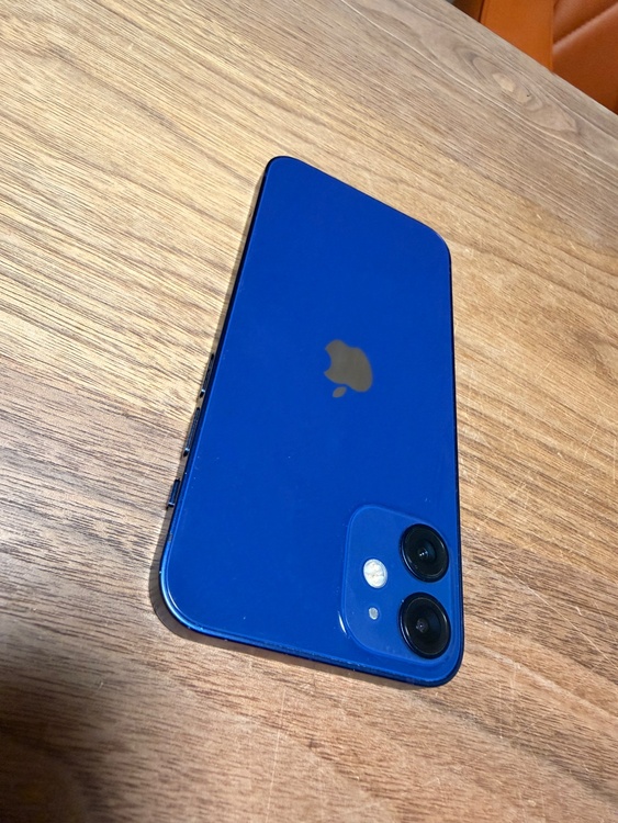 iPhone 12mini simフリー128GB 76%（スマホ）の商品画像 - 査定依頼日：2026年4月20日 - 最高査定価格：18,000円