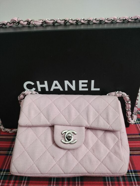 6435813（ブランドバッグ）の商品画像 - 査定依頼日：2025年7月28日 - 最高査定価格：200,000円