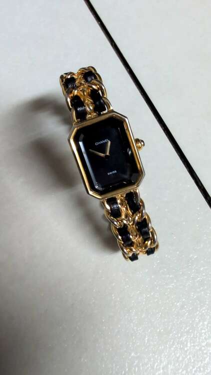 シャネル（高級時計）の商品画像 - 査定依頼日：2025年4月4日 - 最高査定価格：180,000円
