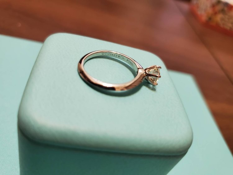 ティファニーセッティング（宝石）の商品画像 - 査定依頼日：2023年6月3日 - 最高査定価格：400,000円