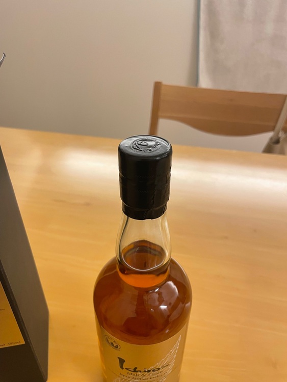 イチローズモルト & グレーン JAL EXCLUSIVE（お酒）の商品画像 - 査定依頼日：2025年9月13日 - 最高査定価格：21,000円