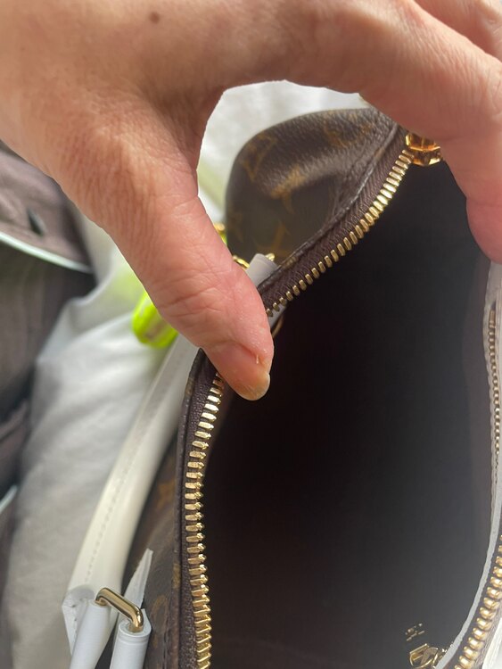 ルイヴィトン スピーディー （ブランドバッグ）の商品画像 - 査定依頼日：2025年1月4日 - 最高査定価格：210,000円