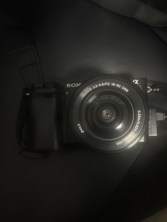 α6000（カメラ）の商品画像 - 査定依頼日：2026年3月23日 - 最高査定価格：45,000円