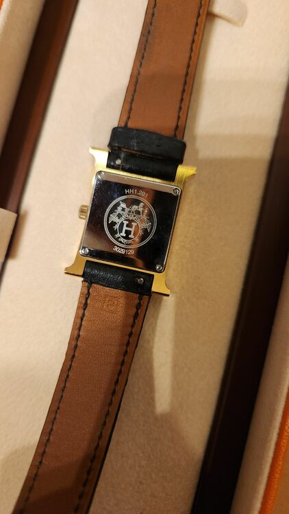 HERMES エルメス Hウォッチ（高級時計）の商品画像 - 査定依頼日：2025年9月21日 - 最高査定価格：60,000円