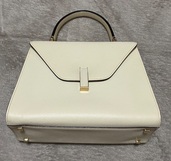 イジィデ・ミディアム（ブランドバッグ）の商品画像 - 査定依頼日：2025年9月6日 - 最高査定価格：25,000円