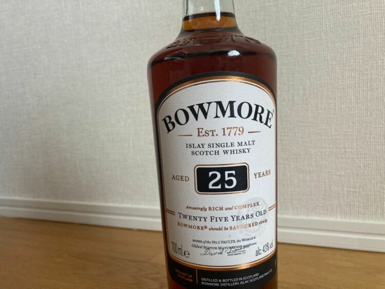 ボウモア25年 700ml瓶（お酒）の商品画像 - 査定依頼日：2025年9月25日 - 最高査定価格：42,000円