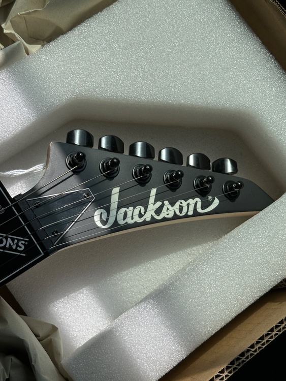 Jackson/JS Series RR（ピアノ・楽器・PA機材）の商品画像 - 査定依頼日：2026年4月23日 - 最高査定価格：10,000円