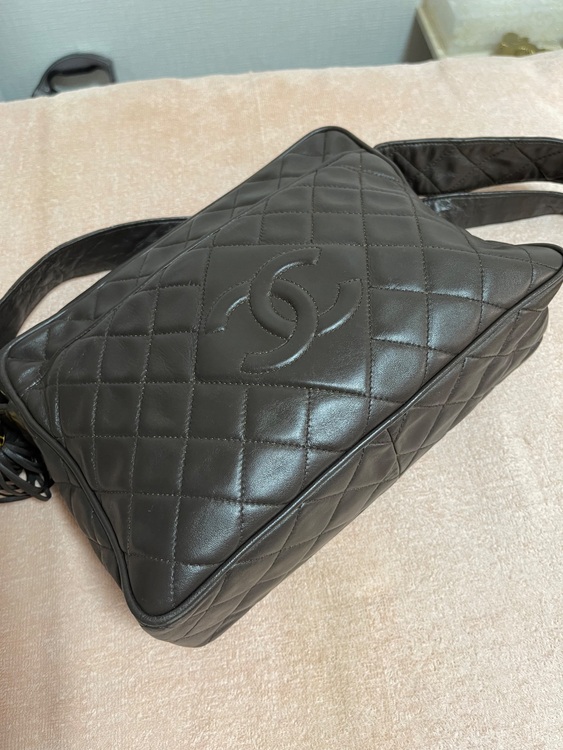 CHANEL タッセル付き　チェーンショルダー　茶色（ブランドバッグ）の商品画像 - 査定依頼日：2025年7月28日 - 最高査定価格：180,000円