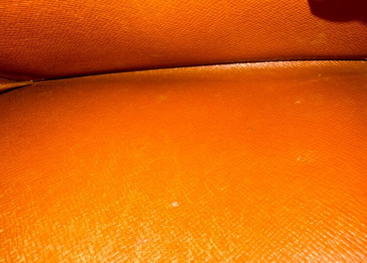 長財布（ブランド財布・小物）の商品画像 - 査定依頼日：2026年2月4日 - 最高査定価格：5,000円