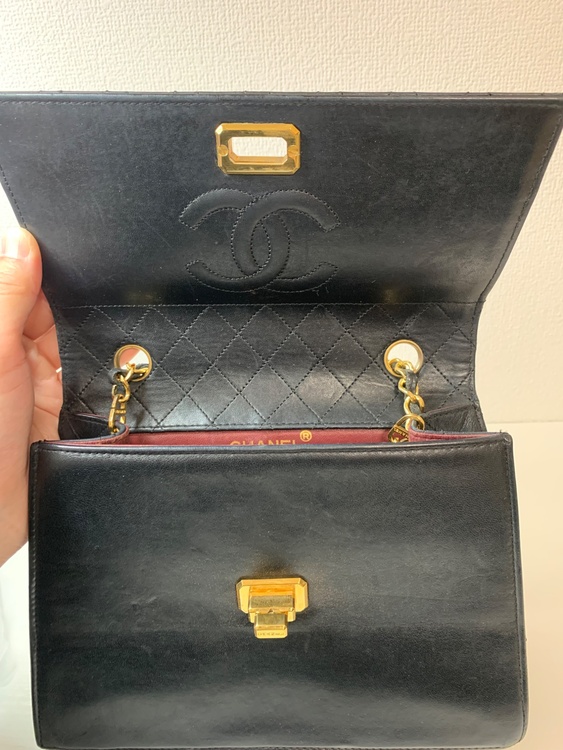 台形マトラッセ（ブランドバッグ）の商品画像 - 査定依頼日：2026年3月18日 - 最高査定価格：150,000円