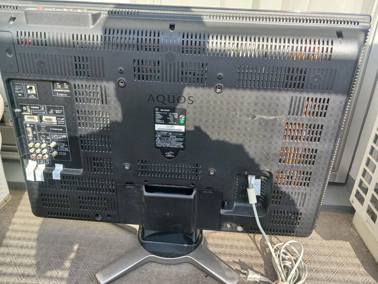AQUOS 　LC-32D10（家電）の商品画像 - 査定依頼日：2026年1月24日 - 最高査定価格：1,000円