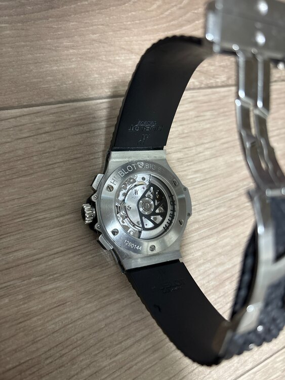 ウブロ ビックバン （高級時計）の商品画像 - 査定依頼日：2025年1月22日 - 最高査定価格：530,000円