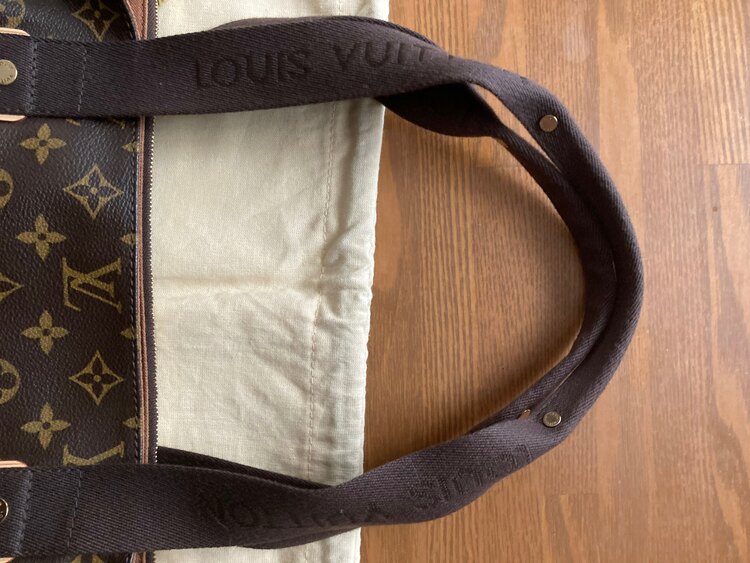 ルイヴィトン　カバボブール（ブランドバッグ）の商品画像 - 査定依頼日：2025年3月3日 - 最高査定価格：110,000円