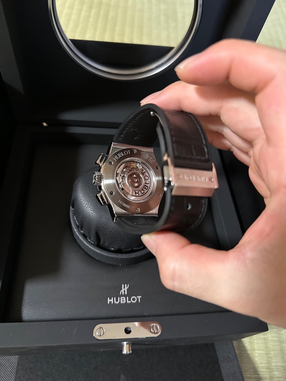 ウブロ クラシックフュージョン 525.NX.0170.Lr（高級時計）の商品画像 - 査定依頼日：2025年6月15日 - 最高査定価格：910,000円