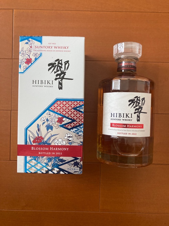 ウイスキー サントリー響（お酒）の商品画像 - 査定依頼日：2026年8月30日 - 最高査定価格：37,500円