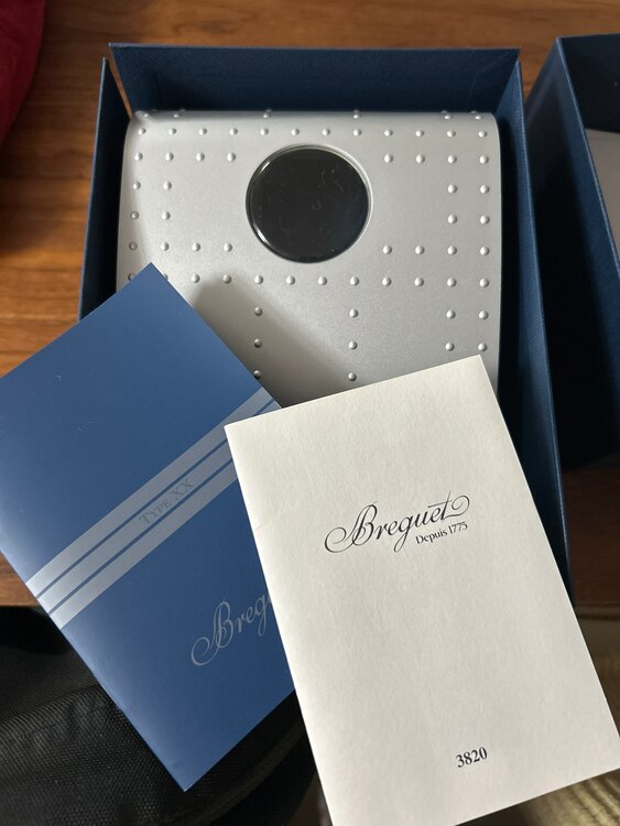 ブレゲ タイプXX 382（高級時計）の商品画像 - 査定依頼日：2025年5月6日 - 最高査定価格：650,000円