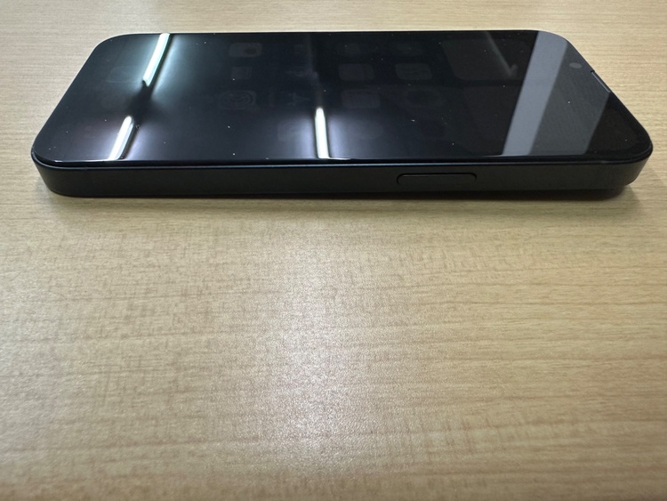 iPhone14 128GB simフリー（スマホ）の商品画像 - 査定依頼日：2026年8月21日 - 最高査定価格：45,000円