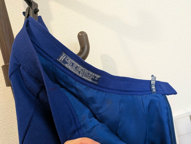 スカート（古着・ファッション）の商品画像 - 査定依頼日：2026年1月19日 - 最高査定価格：1,000円