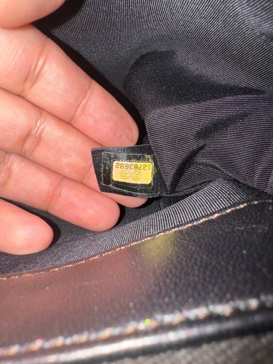 ラムスキン　チェーン　ショルダーバッグ　ココマーク（ブランドバッグ）の商品画像 - 査定依頼日：2025年4月30日 - 最高査定価格：150,000円