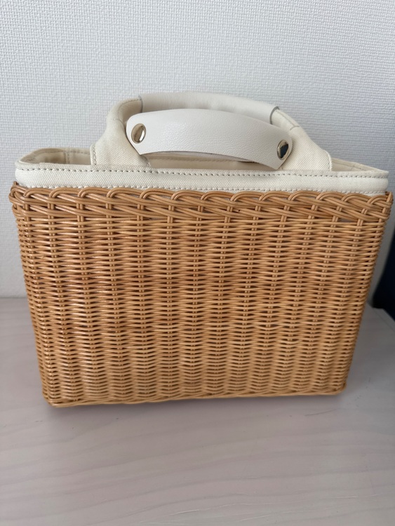 カゴバック（ブランドバッグ）の商品画像 - 査定依頼日：2025年8月22日 - 最高査定価格：30,000円