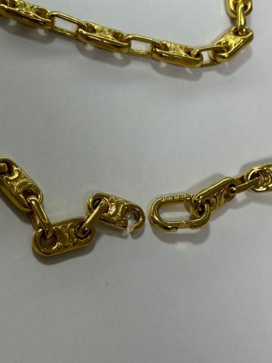 Vintage Celine Triomphe Dorée Belt Chain（金・貴金属）の商品画像 - 査定依頼日：2025年9月5日 - 最高査定価格：500,000円