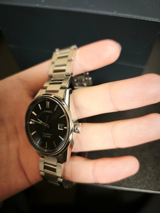 タグホイヤー カレラ WAR211A-（高級時計）の商品画像 - 査定依頼日：2026年1月30日 - 最高査定価格：170,000円