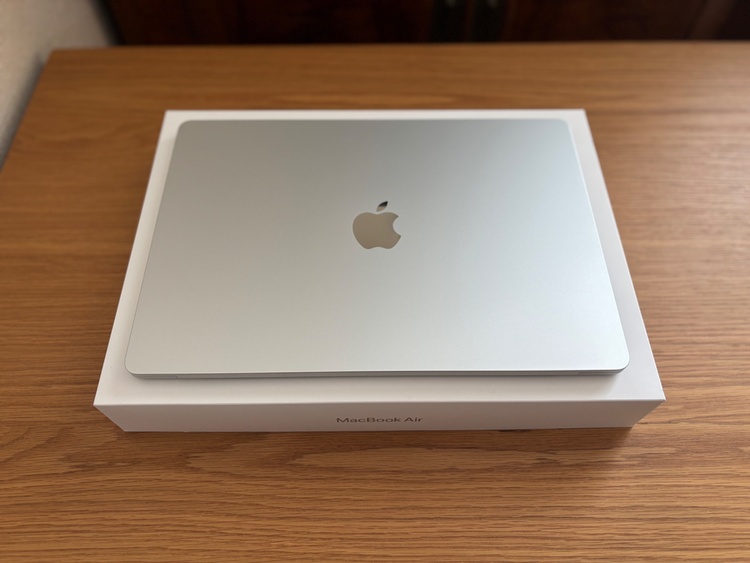 MacBook Air（PC・タブレット）の商品画像 - 査定依頼日：2026年3月18日 - 最高査定価格：120,100円