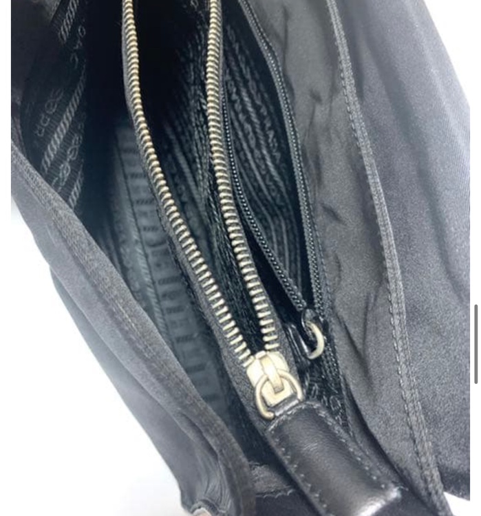 プラダ  （ブランドバッグ）の商品画像 - 査定依頼日：2025年12月10日 - 最高査定価格：100,000円