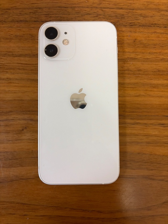 iPhone 12 mini 128GB SIMフリー（スマホ）の商品画像 - 査定依頼日：2026年3月23日 - 最高査定価格：21,000円