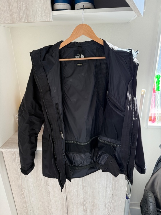 NP 15105（古着・ファッション）の商品画像 - 査定依頼日：2025年12月7日 - 最高査定価格：3,300円