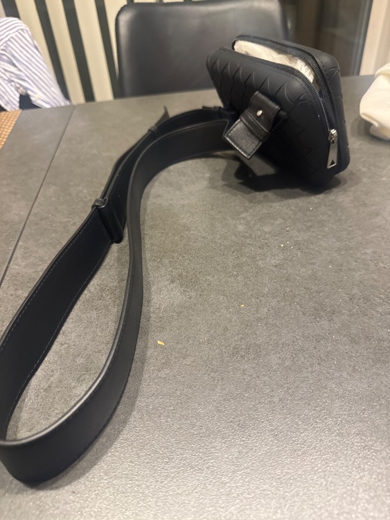 ボッテガ・ヴェネタ  （ブランドバッグ）の商品画像 - 査定依頼日：2025年10月3日 - 最高査定価格：110,000円