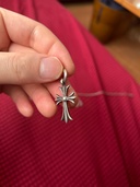 Chrome Hearts Tiny CH Cross Charm "Silve（古着・ファッション）の商品画像 - 査定依頼日：2026年6月12日 - 最高査定価格：170,000円