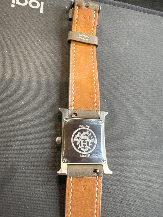 その他 その他 Hうぉつ（高級時計）の商品画像 - 査定依頼日：2025年11月17日 - 最高査定価格：70,000円