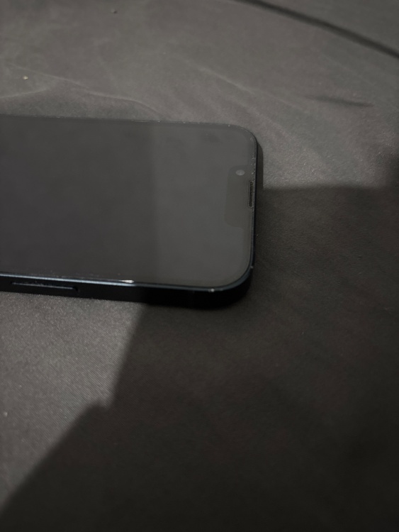 iPhone iPhone 13 128GB SIMフリー（スマホ）の商品画像 - 査定依頼日：2026年8月22日 - 最高査定価格：35,500円