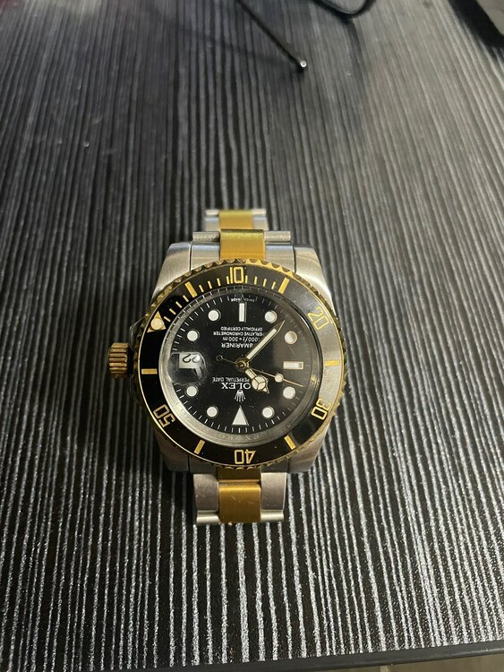 ロレックス サブマリーナー （高級時計）の商品画像 - 査定依頼日：2025年5月14日 - 最高査定価格：1,800,000円