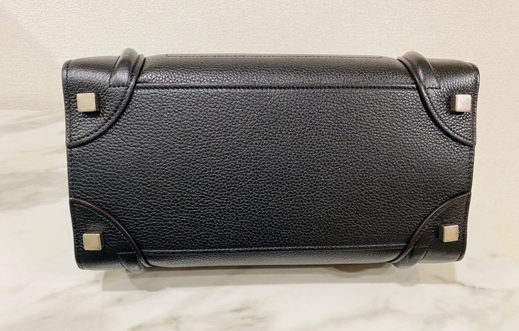 CELINE セリーヌ　ラゲージ マイクロ　黒（ブランドバッグ）の商品画像 - 査定依頼日：2025年8月7日 - 最高査定価格：90,000円