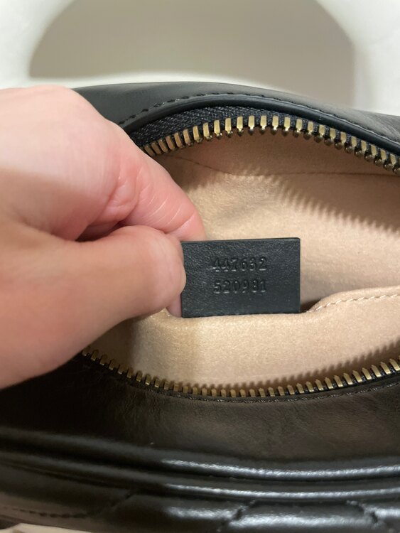 447632 520981（ブランドバッグ）の商品画像 - 査定依頼日：2025年1月31日 - 最高査定価格：120,000円