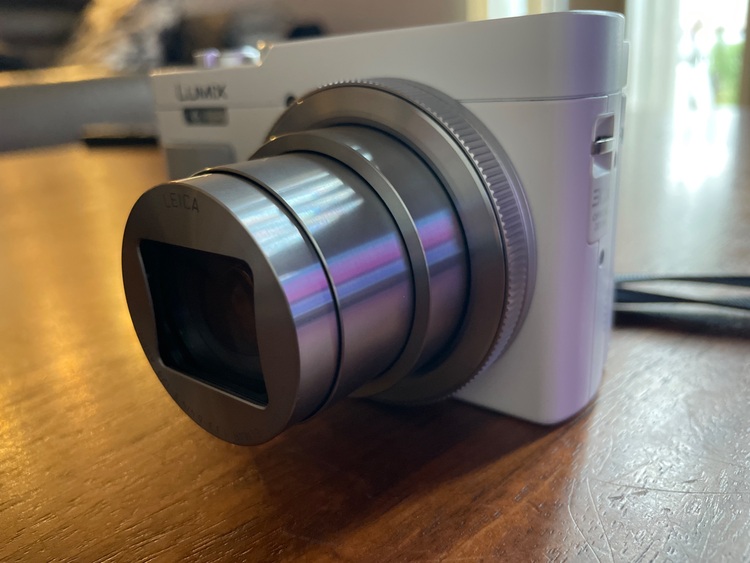 DCTZ99W（カメラ）の商品画像 - 査定依頼日：2025年10月20日 - 最高査定価格：48,000円