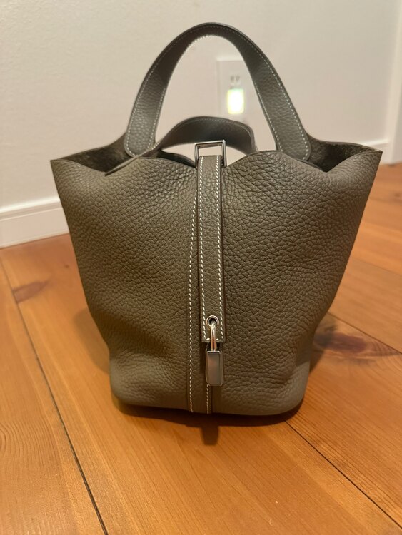 エルメス ピコタン （ブランドバッグ）の商品画像 - 査定依頼日：2025年4月6日 - 最高査定価格：500,000円