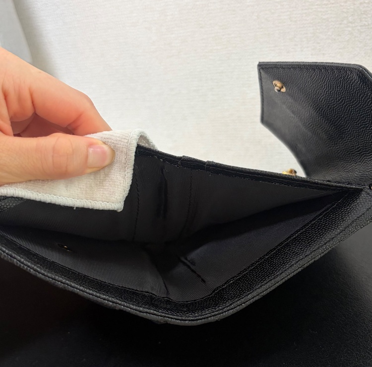 イブサンローラン  （ブランドバッグ）の商品画像 - 査定依頼日：2026年4月15日 - 最高査定価格：56,000円