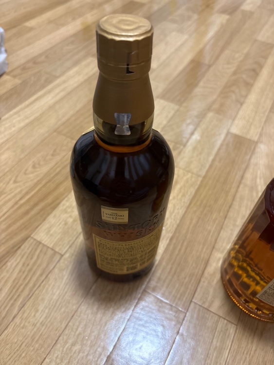 山崎12年（お酒）の商品画像 - 査定依頼日：2025年11月12日 - 最高査定価格：18,500円