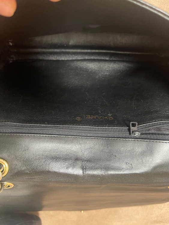 CHANEL チェーンショルダー黒（ブランドバッグ）の商品画像 - 査定依頼日：2025年11月5日 - 最高査定価格：80,000円