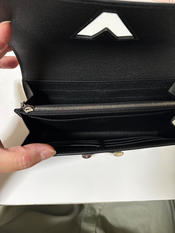 ルイヴィトン エピ （ブランドバッグ）の商品画像 - 査定依頼日：2026年4月15日 - 最高査定価格：80,000円