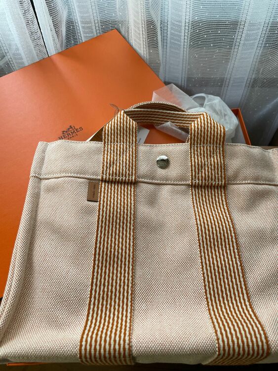 エルメス フールトゥ （ブランドバッグ）の商品画像 - 査定依頼日：2025年10月17日 - 最高査定価格：20,000円