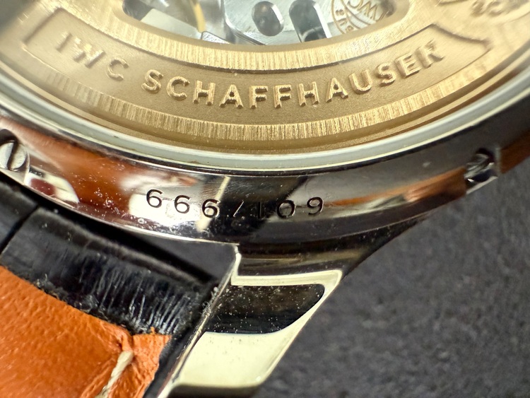 IW503401（高級時計）の商品画像 - 査定依頼日：2025年9月24日 - 最高査定価格：2,100,000円